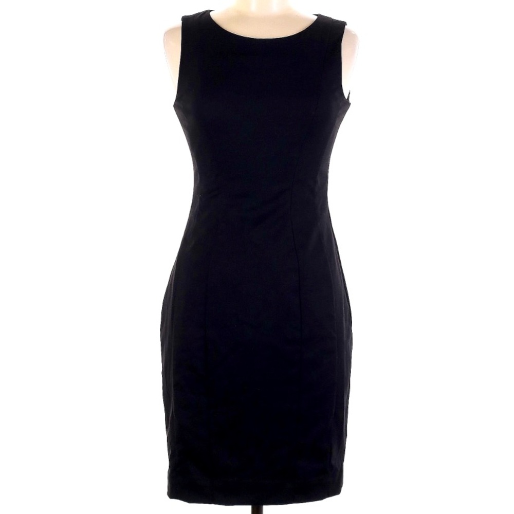 ❤️3/$25 Sale!❤️  H&M black sleeveless dress. Size 6
